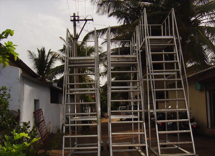 Ladders and Pillar Cladding